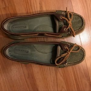 Speery Shoes women's